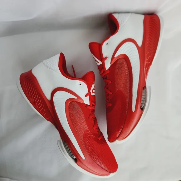 Nike | Shoes | 5 Mens Nike Zoom Freak 4 Tb Promo Red White  display picture 3